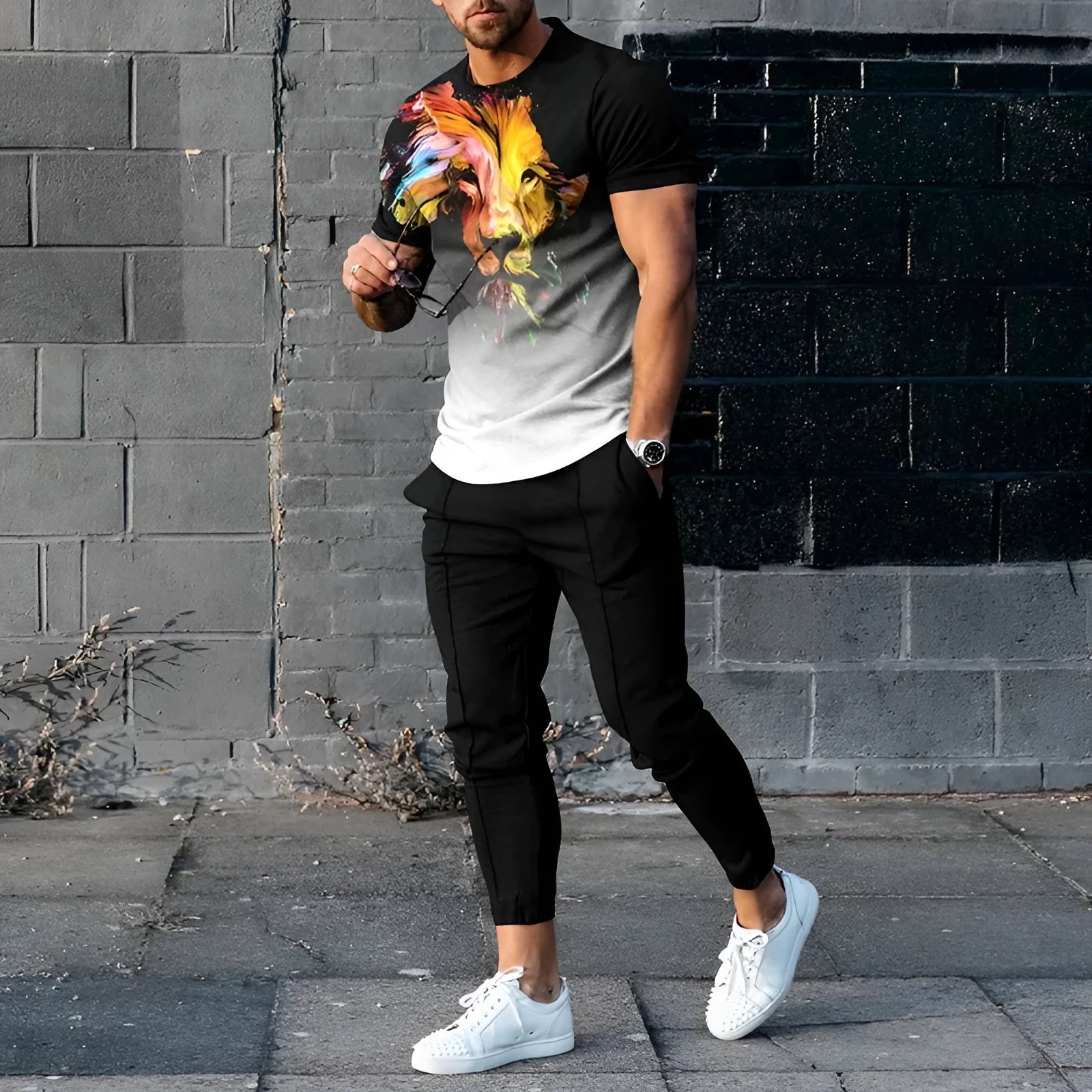 Men's short-sleeved round neck pullover and matching trousers sportswear set in a thin polyester fabric