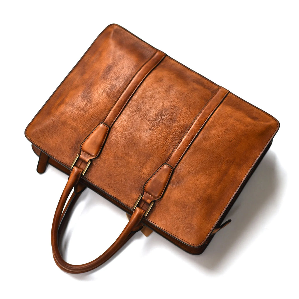 Men's 14-inch khaki leather business handbag with horizontal retro design and zipper opening