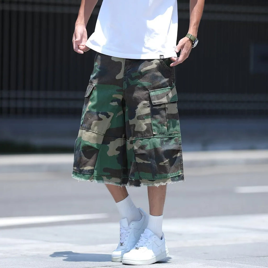 American retro workwear style cotton camouflage shorts in loose fit with cropped length