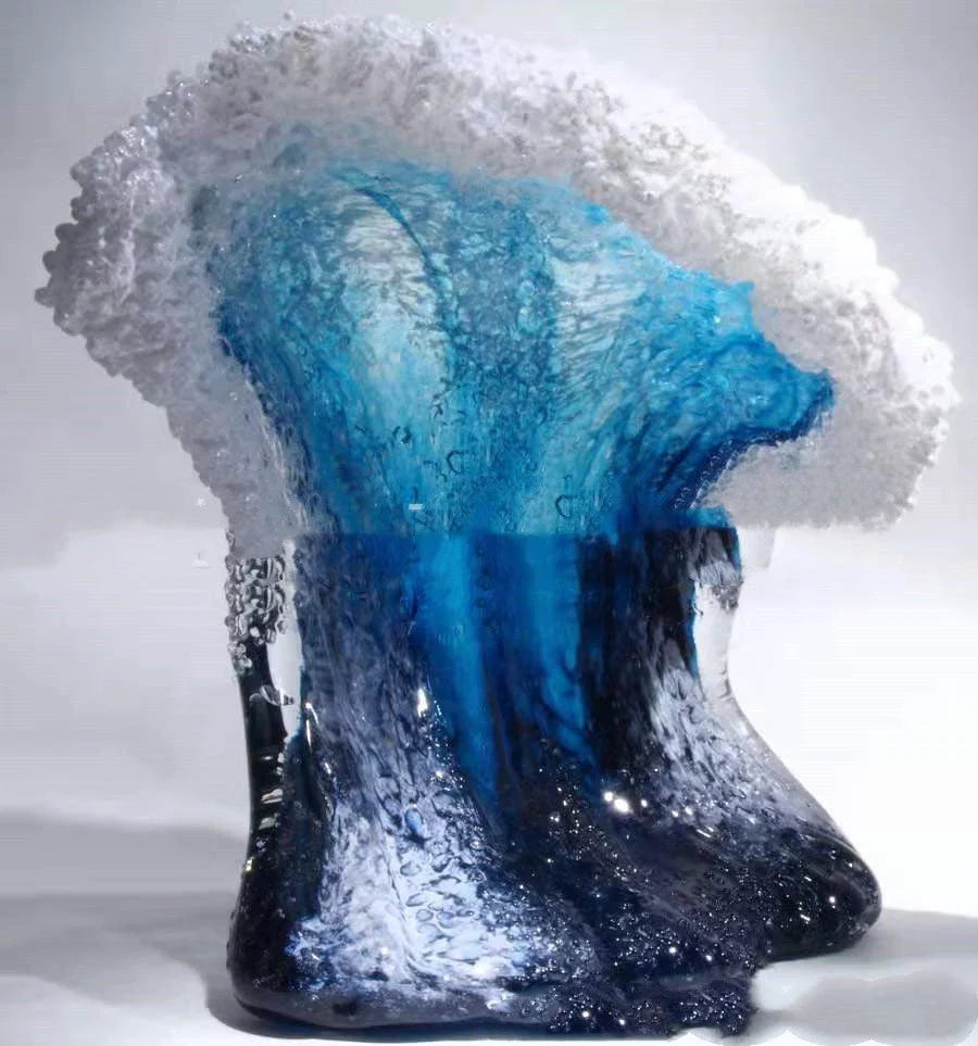 Majestic Wavy Vase Resin Desktop Flower Pot with ocean wave design