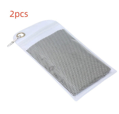 Mountaineering Cooling Towel in various colours, showcasing quick water absorption feature