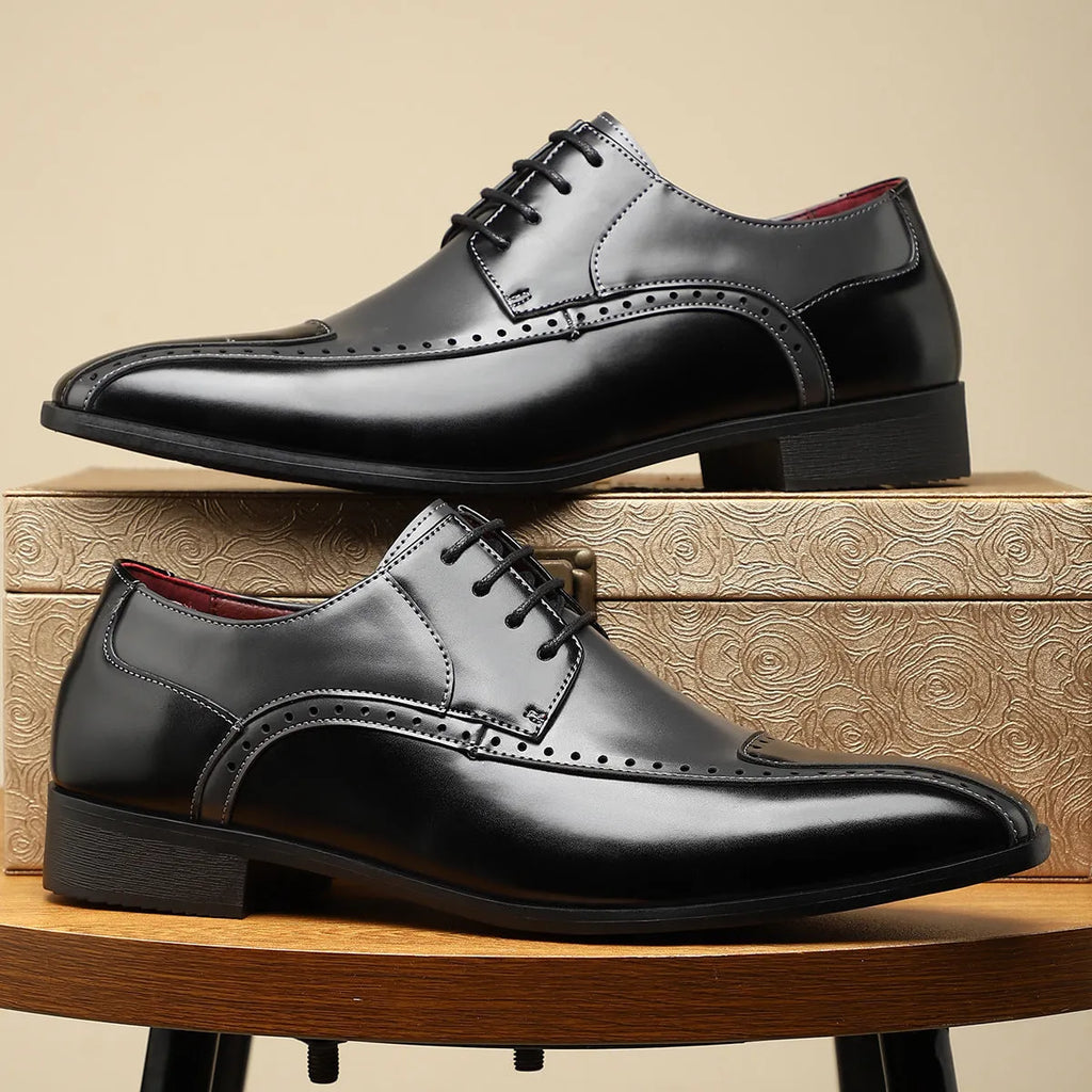 Men's low-top business casual shoes in artificial PU with EVA sole and leather detailing