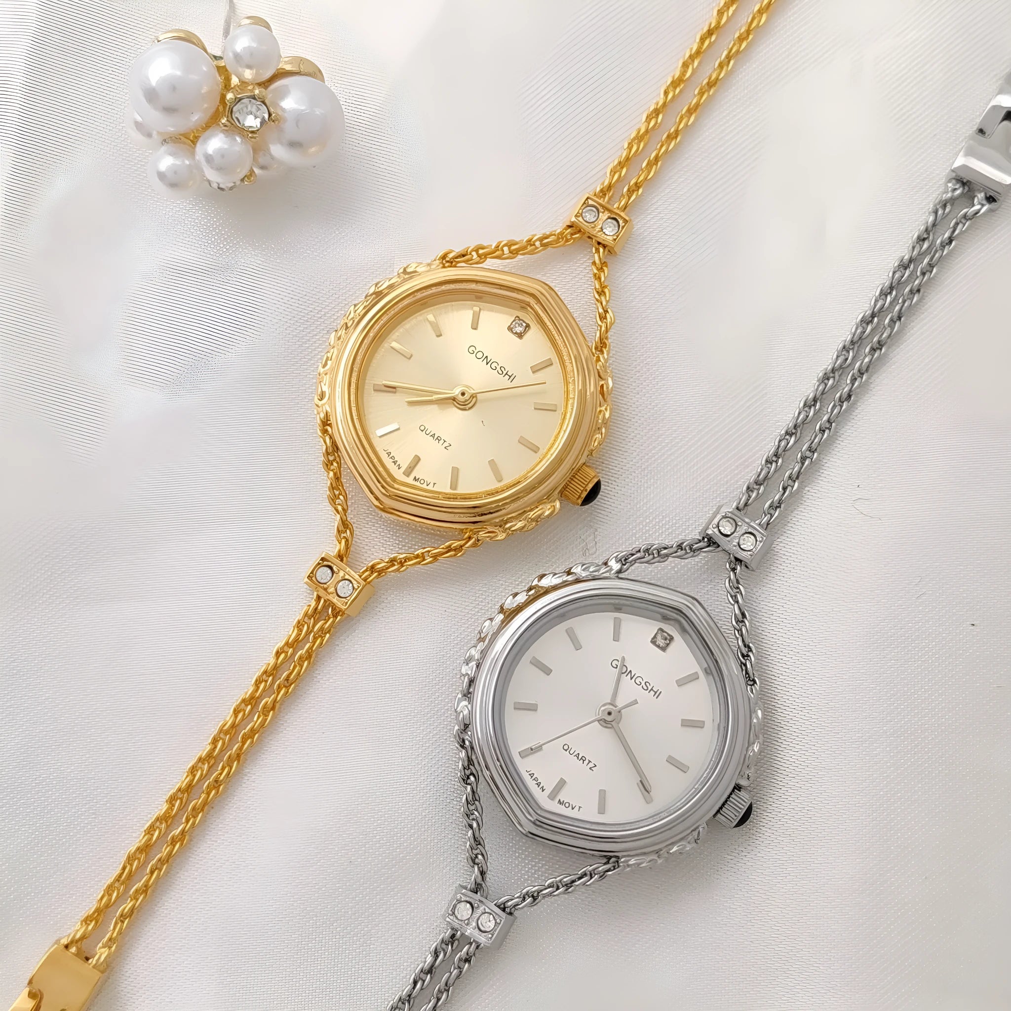 Women's Mori style quartz watch with 25mm dial, 7mm thickness, and chain strap in gold or silver
