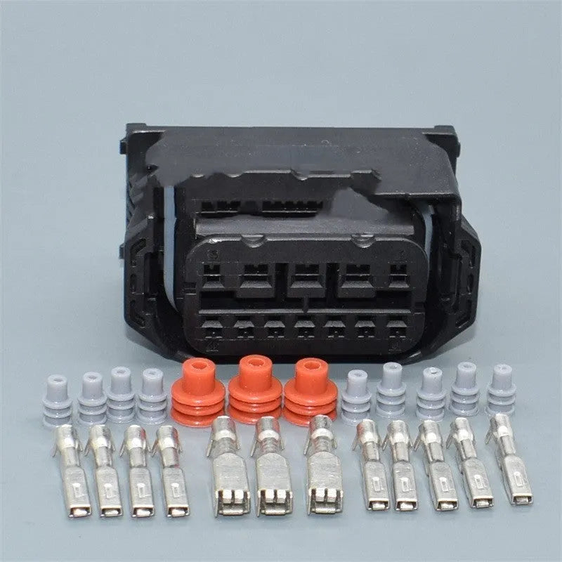 Black BMW headlight wiring plug connector for X1 E90 E92 models
