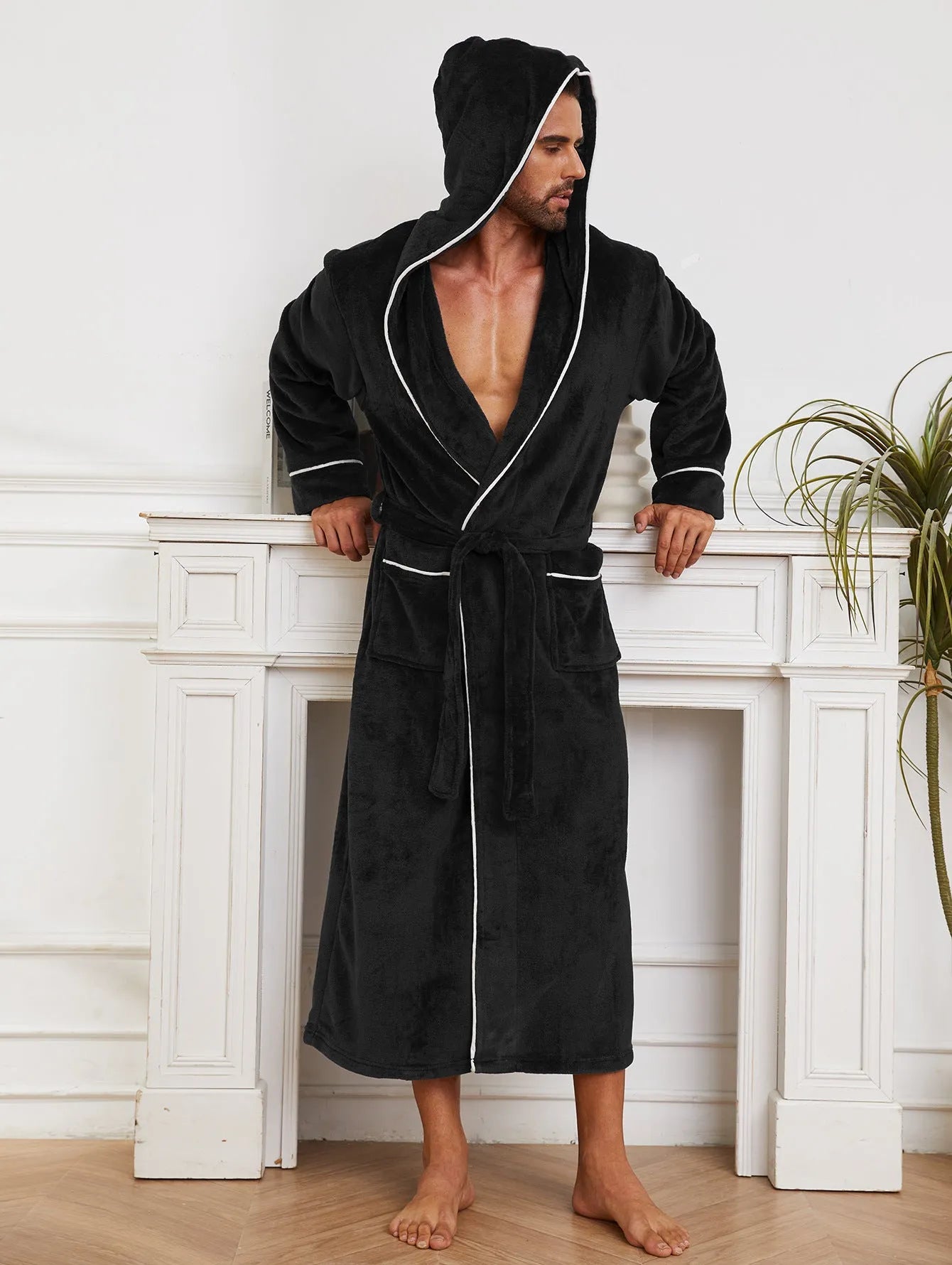 Men's flannel bathrobe pajamas in polyester fibre available in three colours and four sizes