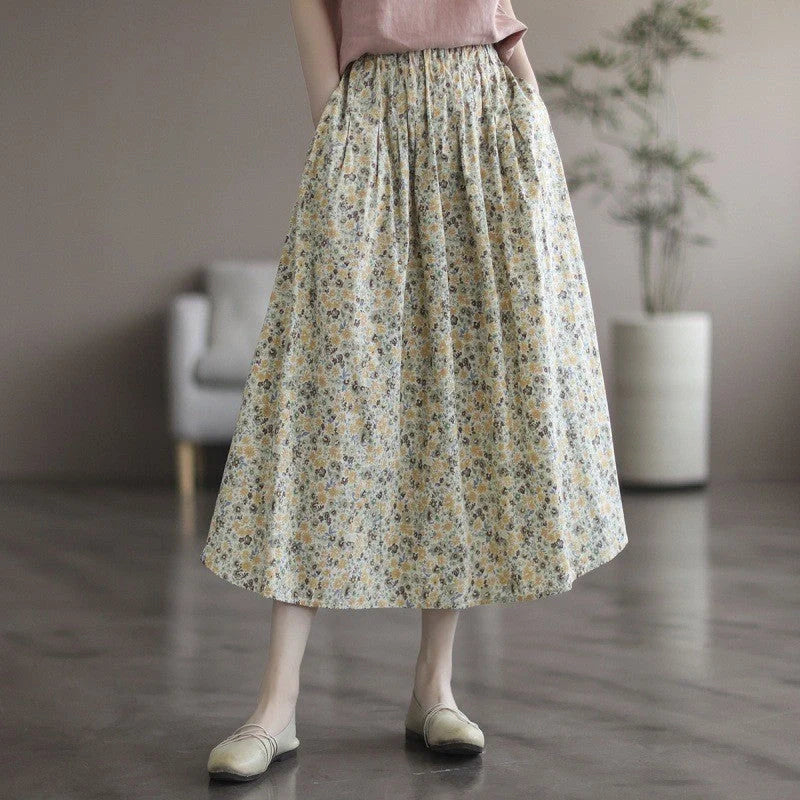 Floral printed cotton skirt in little yellow and blue flowers, urban leisure style