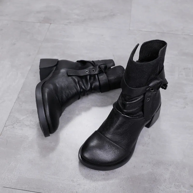Women's black retro ankle boots with chunky heel and round toe