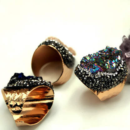 Geometric agate crystal ring in blue, featuring 2-3cm natural stone on adjustable band for everyday wear