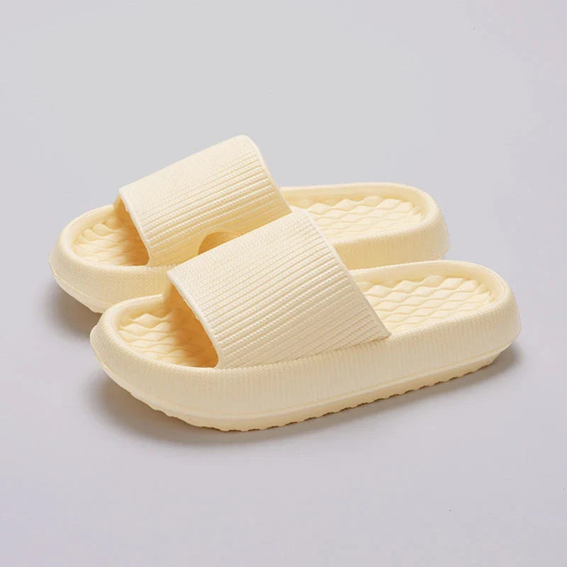 Stylish EVA slippers with rhombus stripe pattern for comfortable summer wear