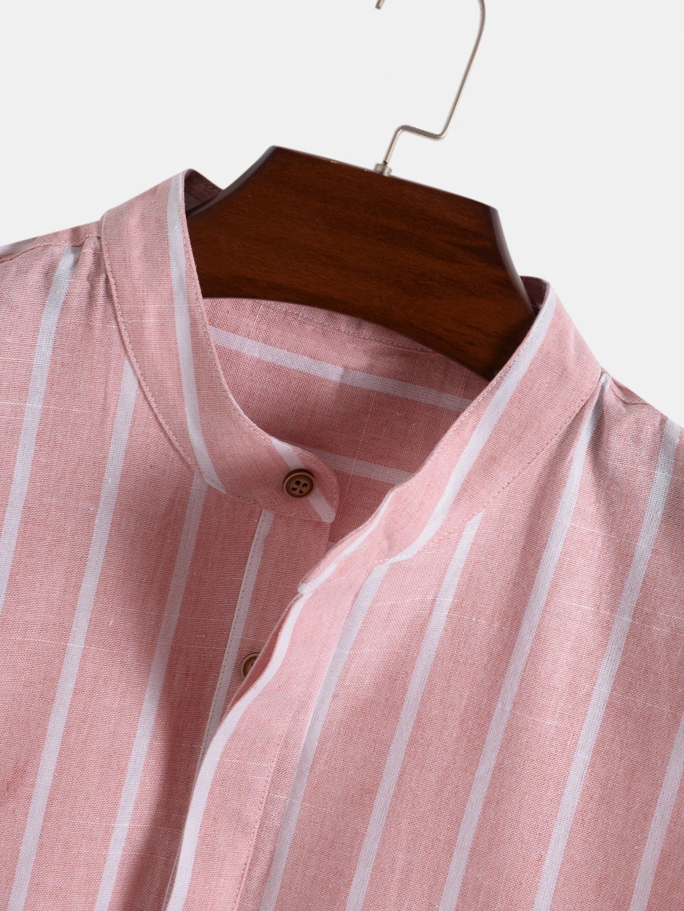 Men's striped casual short sleeve shirt in 100% cotton, available in white, red, gray, and blue.