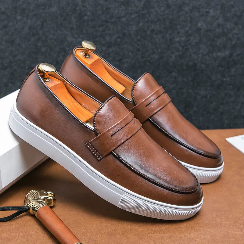 Men's plus size board shoes in black with flat heel, round toe, and artificial PU upper, shown on a neutral background.