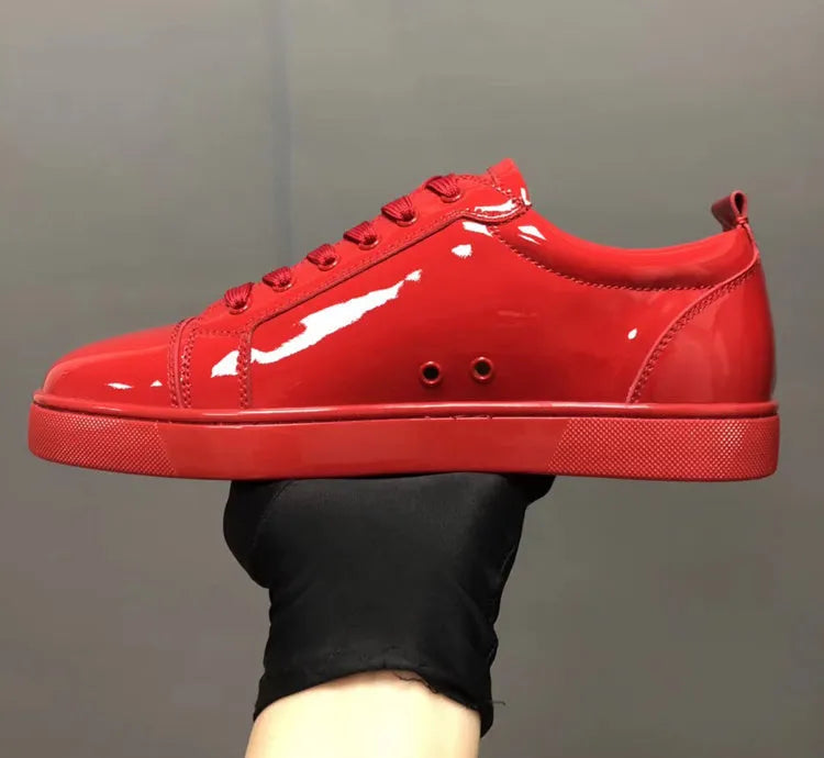 Patent leather casual couple shoes with breathable solid white colour and flat heels for youth style