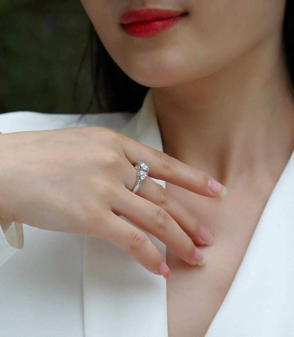 Coral Dream wedding ring set with 1 carat moissanite in S925 silver with platinum plating