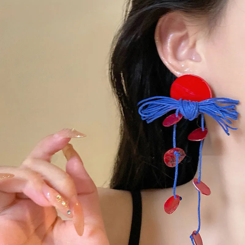 Geometric women's earrings with round elements in Silver Needle-blue colour on cloth material