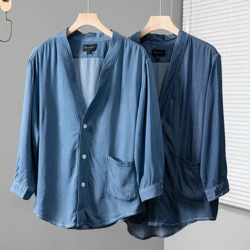 Men's dark blue denim coat with V-neck and three-quarter sleeves