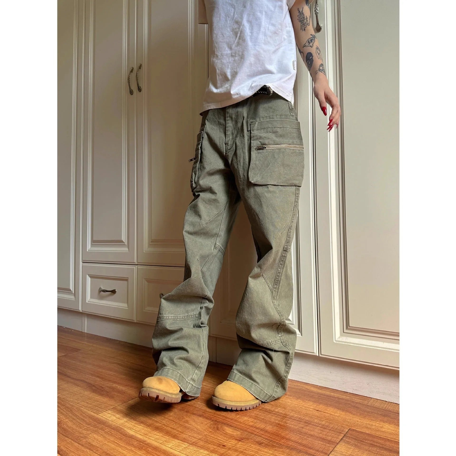 Double zipper work trousers with side pocket in black or green cotton fabric