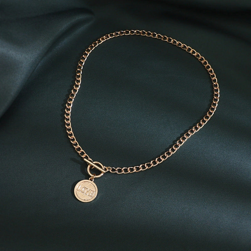 Retro U-shaped double-layer metal chain tag necklace with sparkling rhinestone pendant