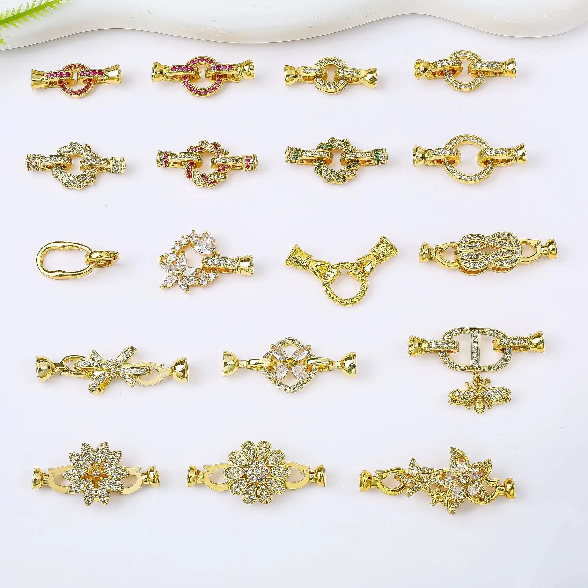Small gold-plated necklace clasp for DIY jewellery making with electroplated finish