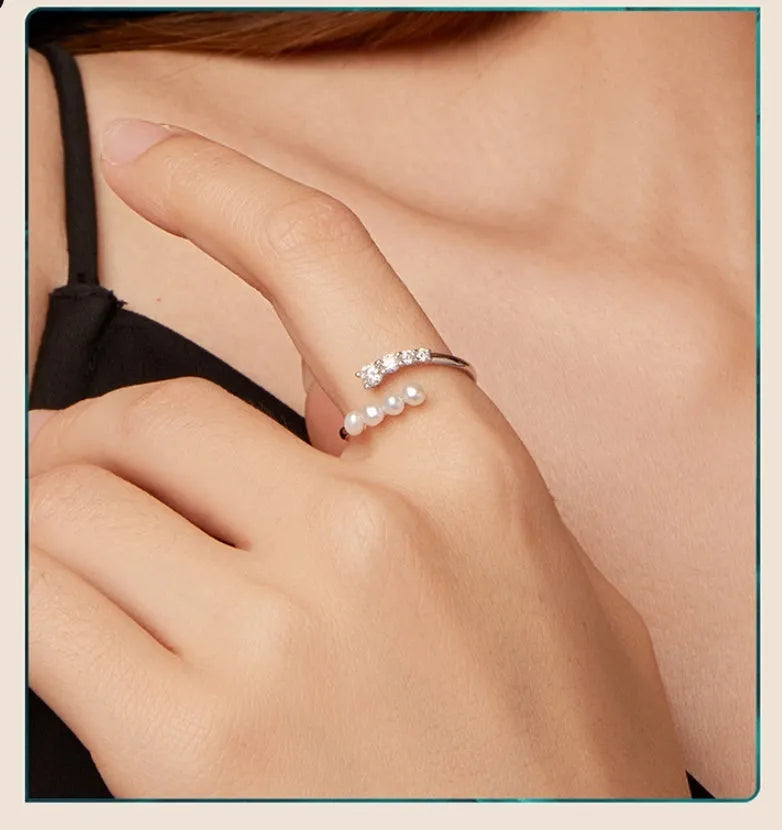 Silver pearl moissanite open ring with adjustable opening, electroplating finish, 50 Points colour