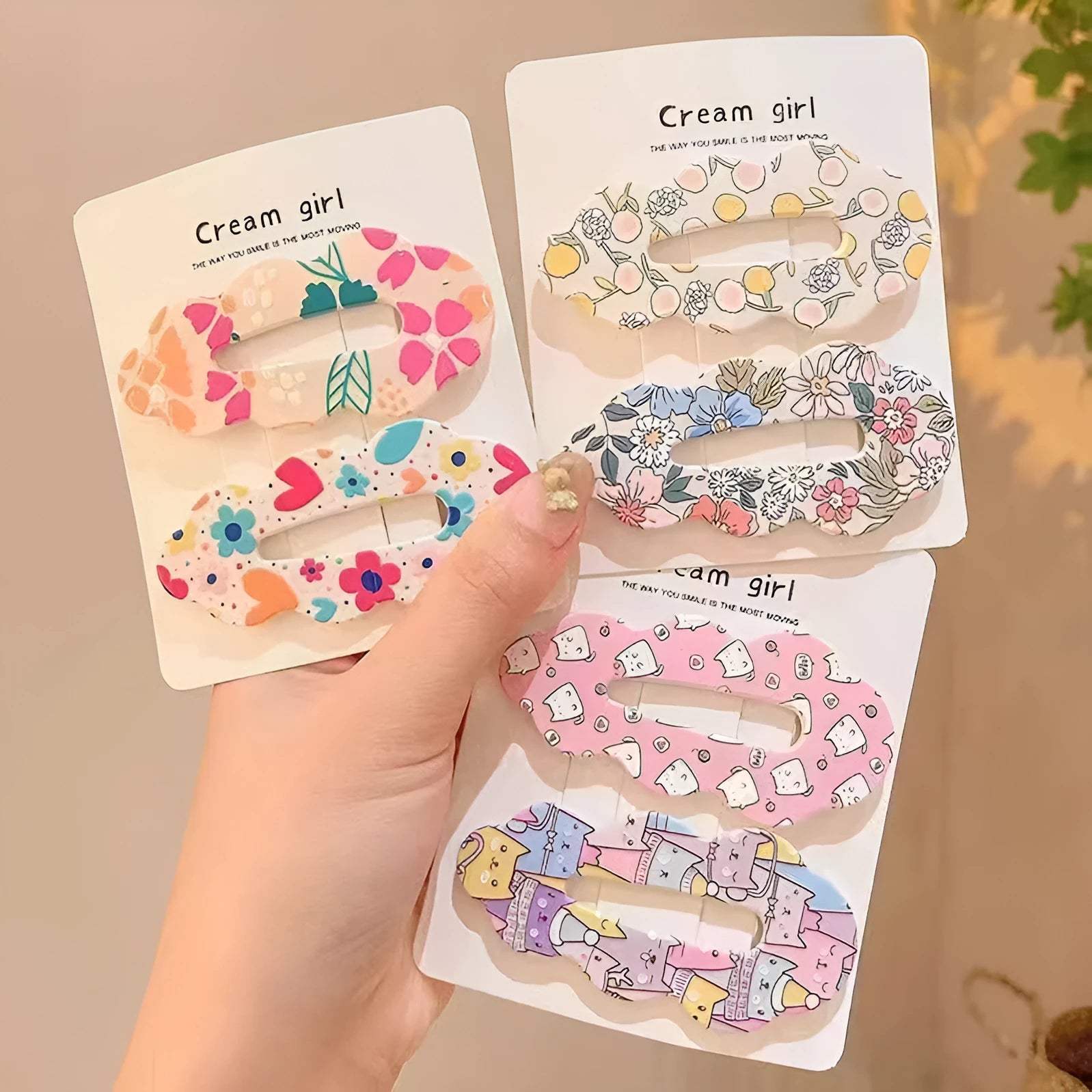Plastic resin cartoon fruit hair clip with strawberry design for girls - 4.5cm length barrette