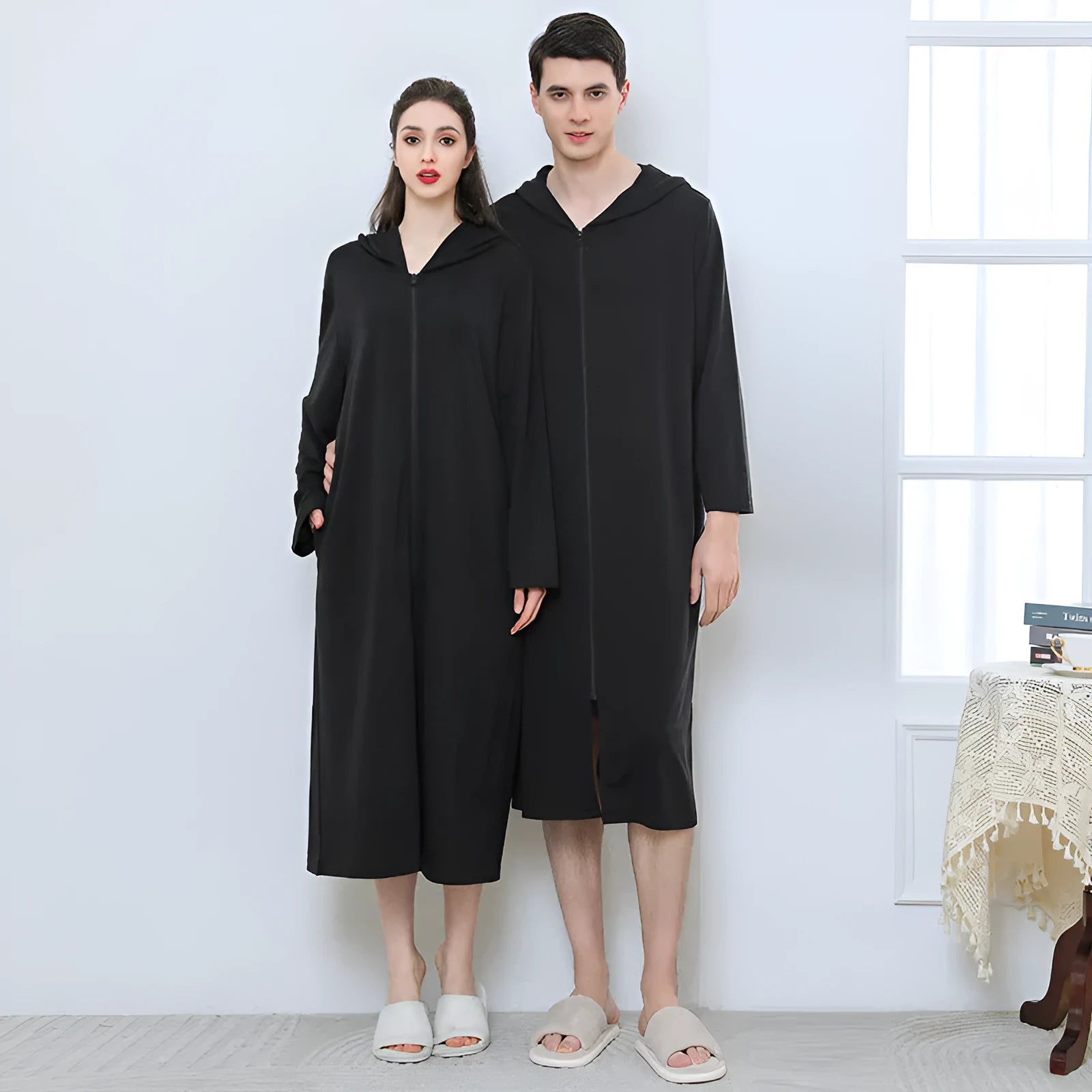 Hooded zipper bathrobe set for couples in thin polyester, available in multiple colours
