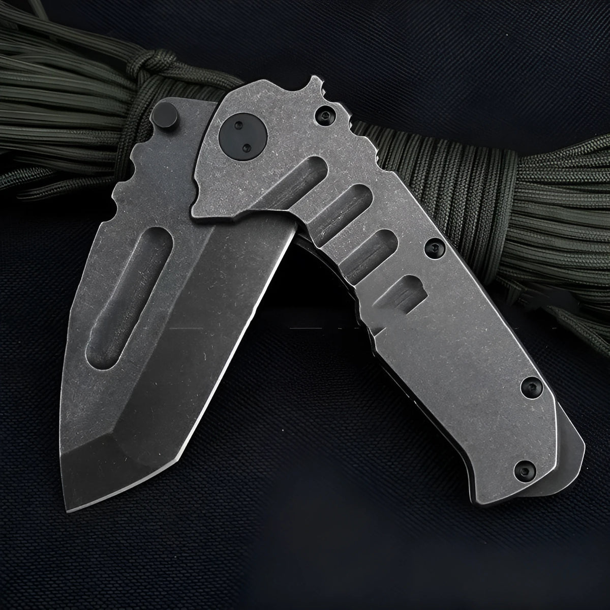 Outdoor folding knife with D2 steel blade, 9cm blade length, 22cm overall length, 907 style.