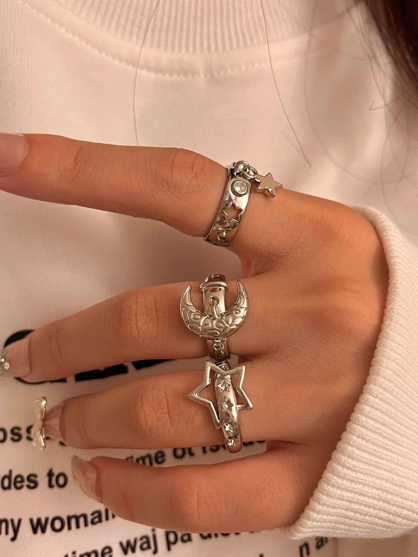 Retro five-pointed star moon alloy ring with electroplated finish for women