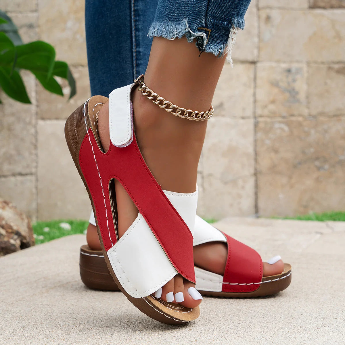 Women's summer wedges sandals with colourblock cross-strap design in various colours