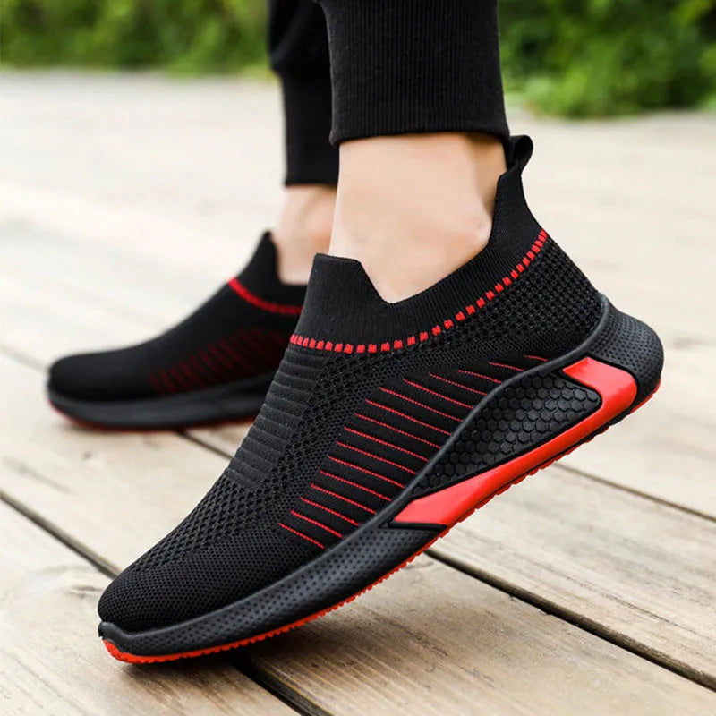 Men's mesh sock shoes with striped design and colourblocking for casual running