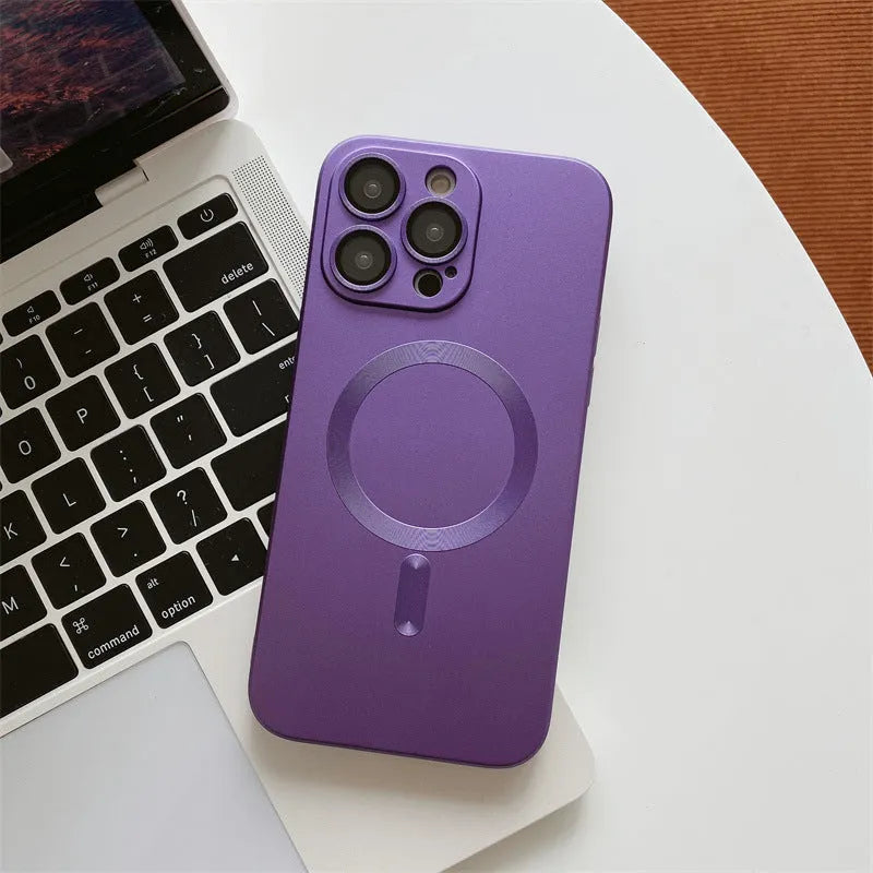Liquid silica gel magnetic suction electroplated phone case for iPhone XR XS X in green finish with anti-fingerprint coating