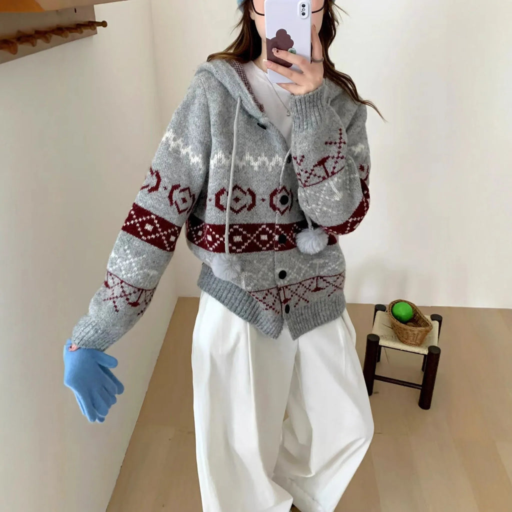 Women's loose grey geometric brocade acrylic sweater coat with long sleeves