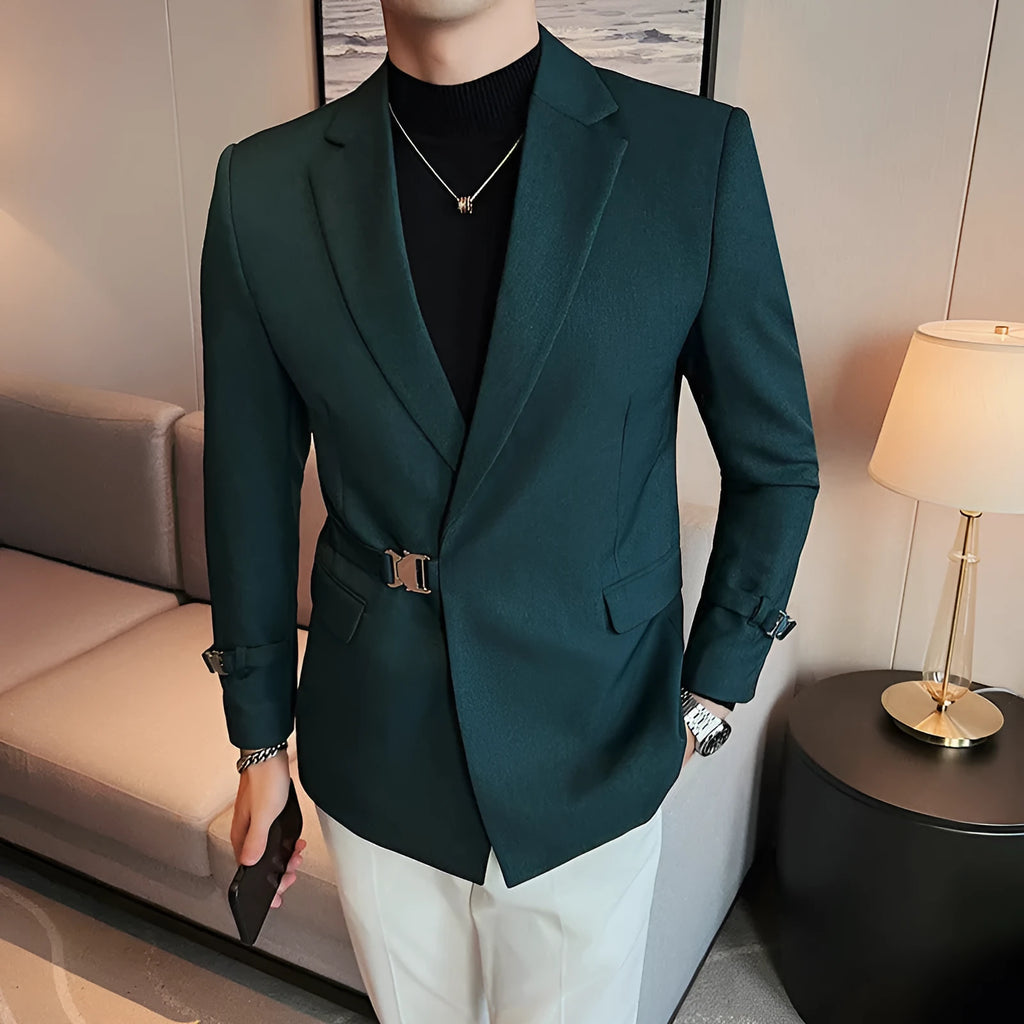 Men's British style slim fit solid colour suit coat with yarn-dyed fabric and buckle design