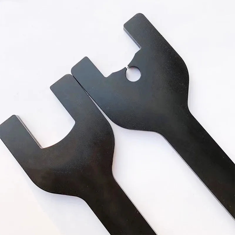 Land Rover fan wrench set showing 36mm and 40mm alloy steel spanners for coupler adjustment