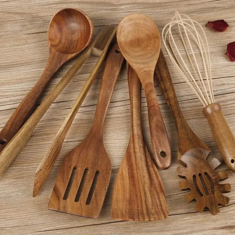 7-piece wooden cooking utensil set with spoon shovels for non-stick pans