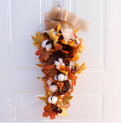 Autumn pumpkin wreath with 50cm diameter featuring fabric leaves and simulation pumpkins