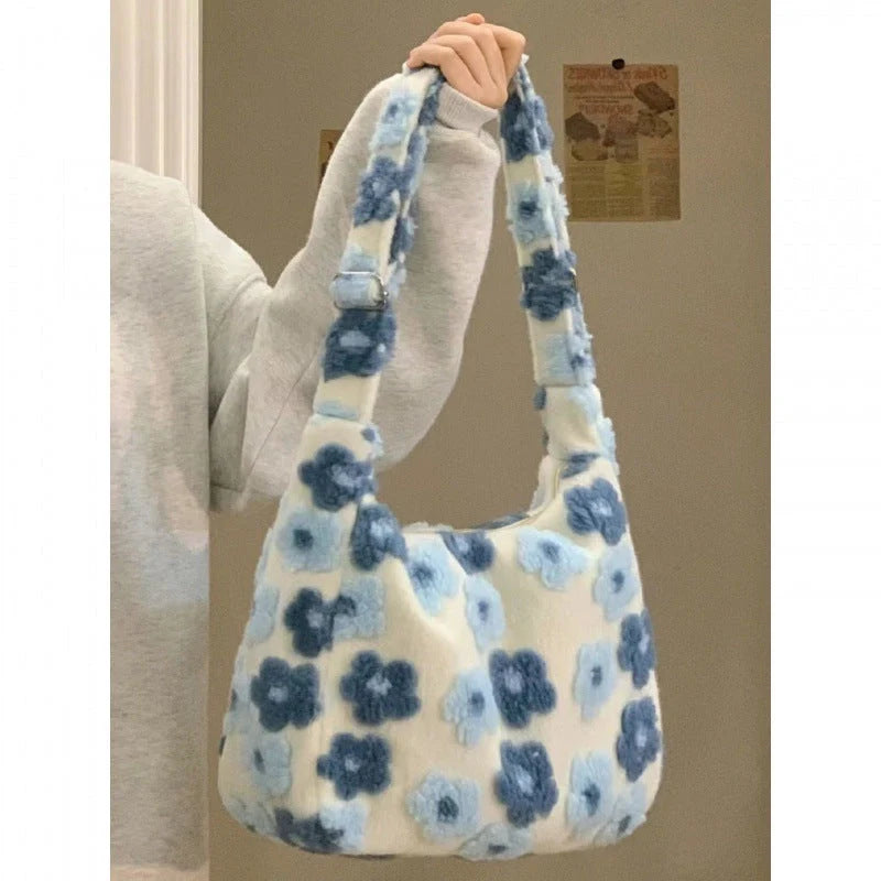 Large capacity women's fur bag in white and blue with adjustable strap