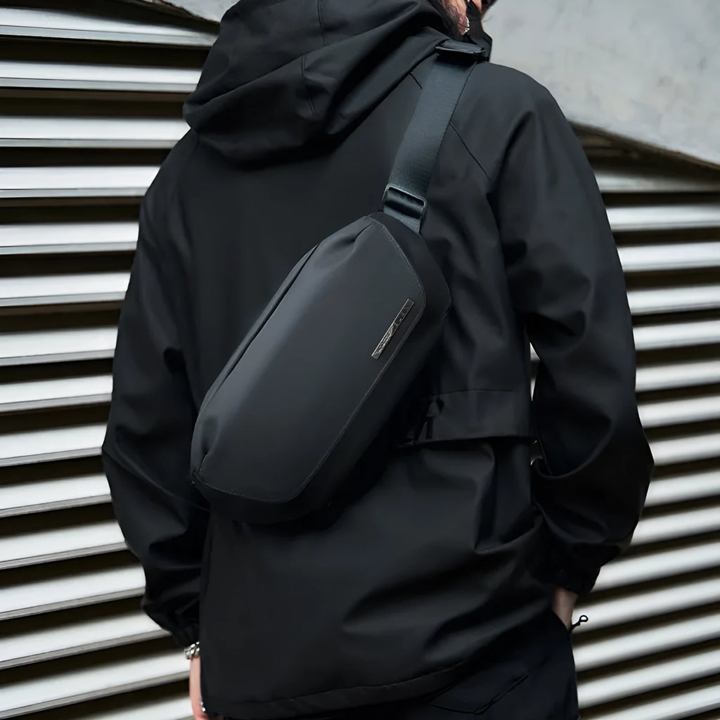 Black men's messenger bag with one-shoulder riding design made from Oxford cloth