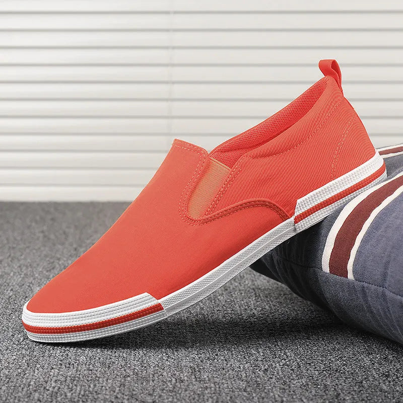 Men's low-top canvas sneakers in black orange, grey or khaki with vulcanised rubber soles