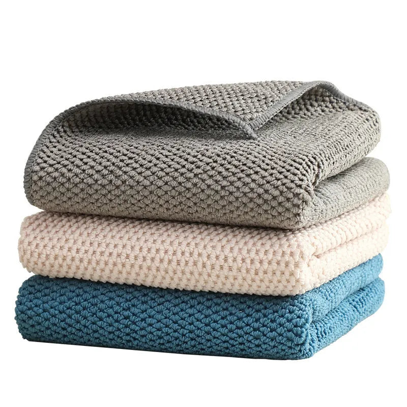 Thickened microfiber kitchen wipe in beige, 30x30cm with trimming edge, absorbent cloth