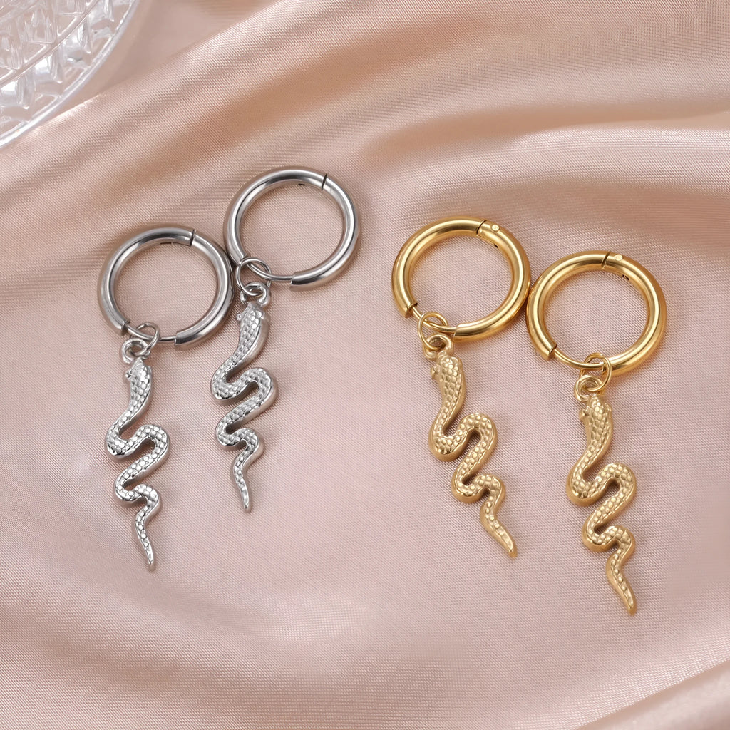 Snake-shaped vintage earrings in stainless steel with 18K gold plating and electroplating treatment