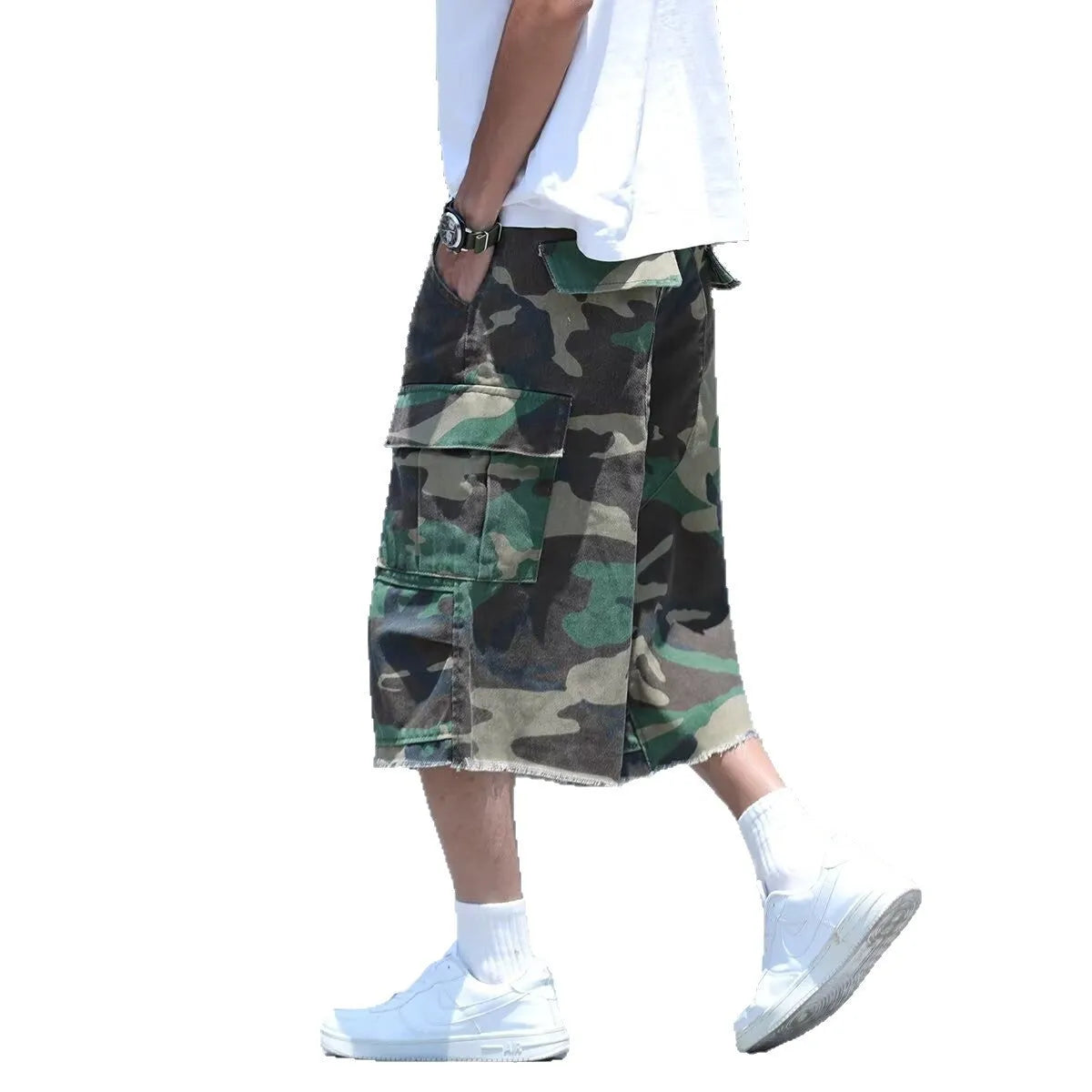 American retro workwear style cotton camouflage shorts in loose fit with cropped length