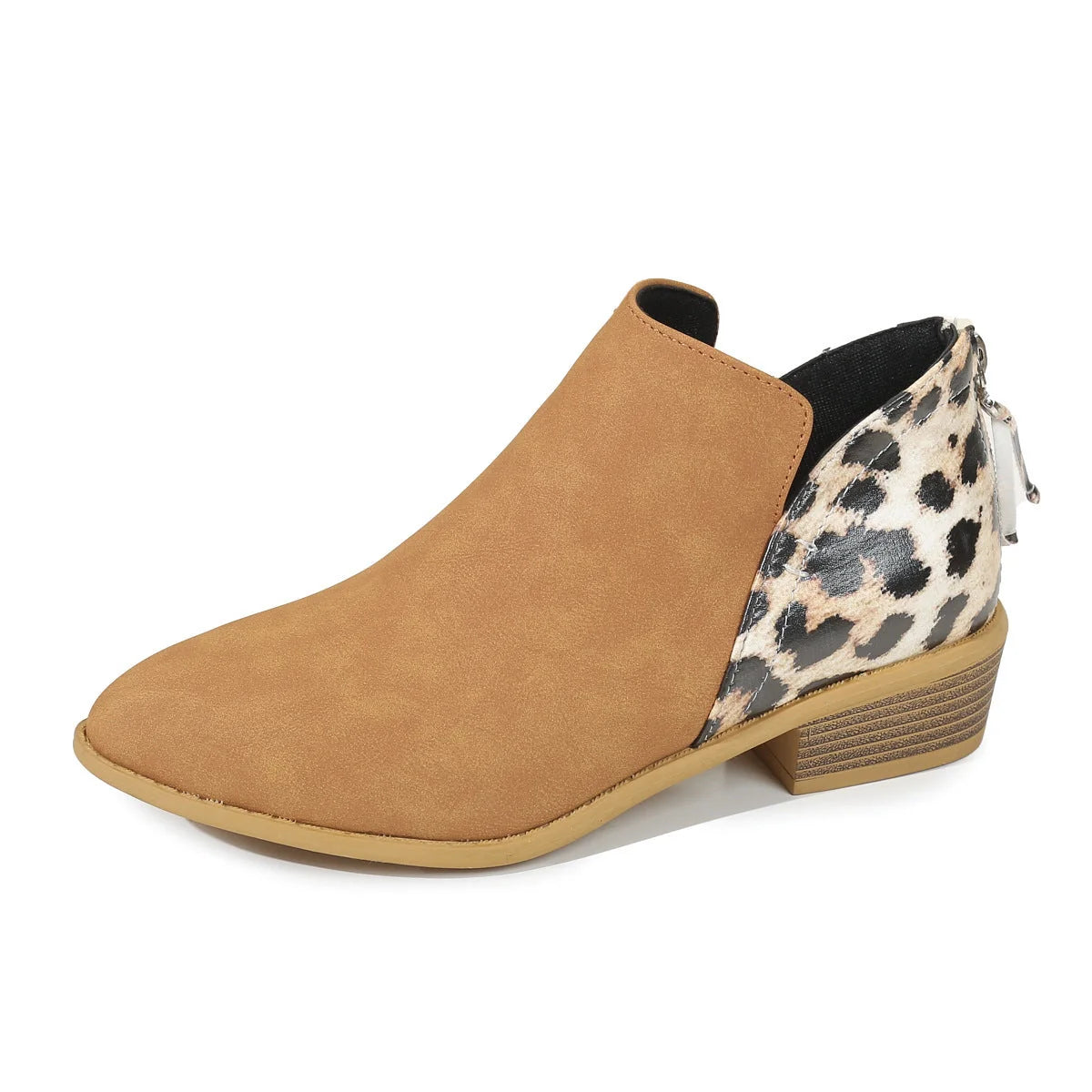 Women's leopard print boots with pointed toe and chunky heel in suede material