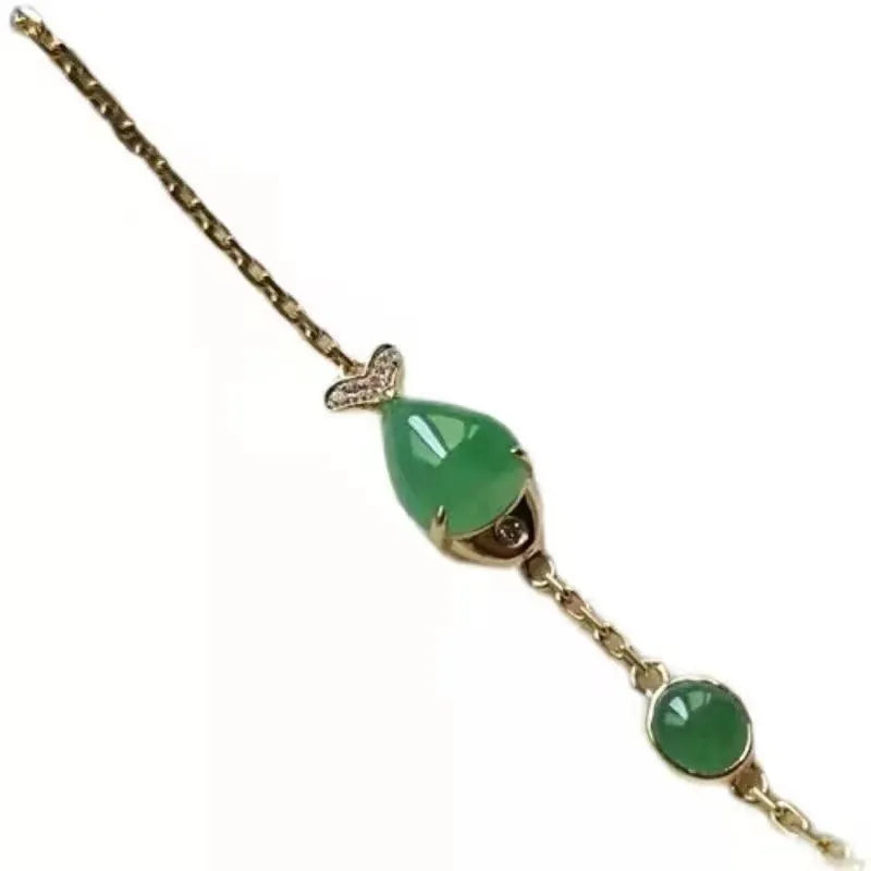 Retro-style yellow gold electroplated copper bracelet for unisex wear.