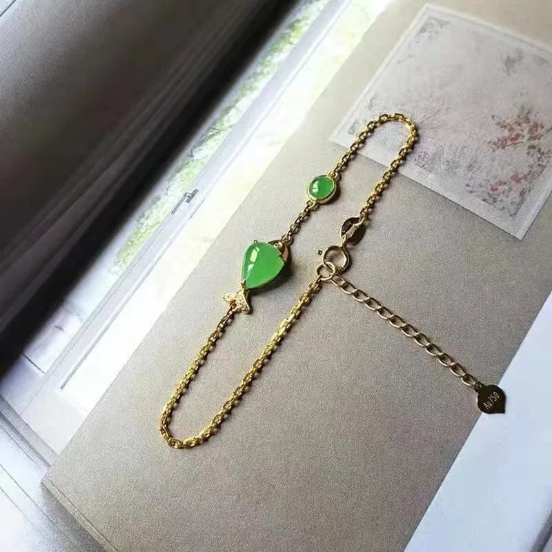 Retro-style yellow gold electroplated copper bracelet for unisex wear.