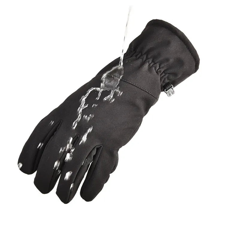 Tactical ski gloves with touch screen fingertips and anti-slip palms in camouflage colours