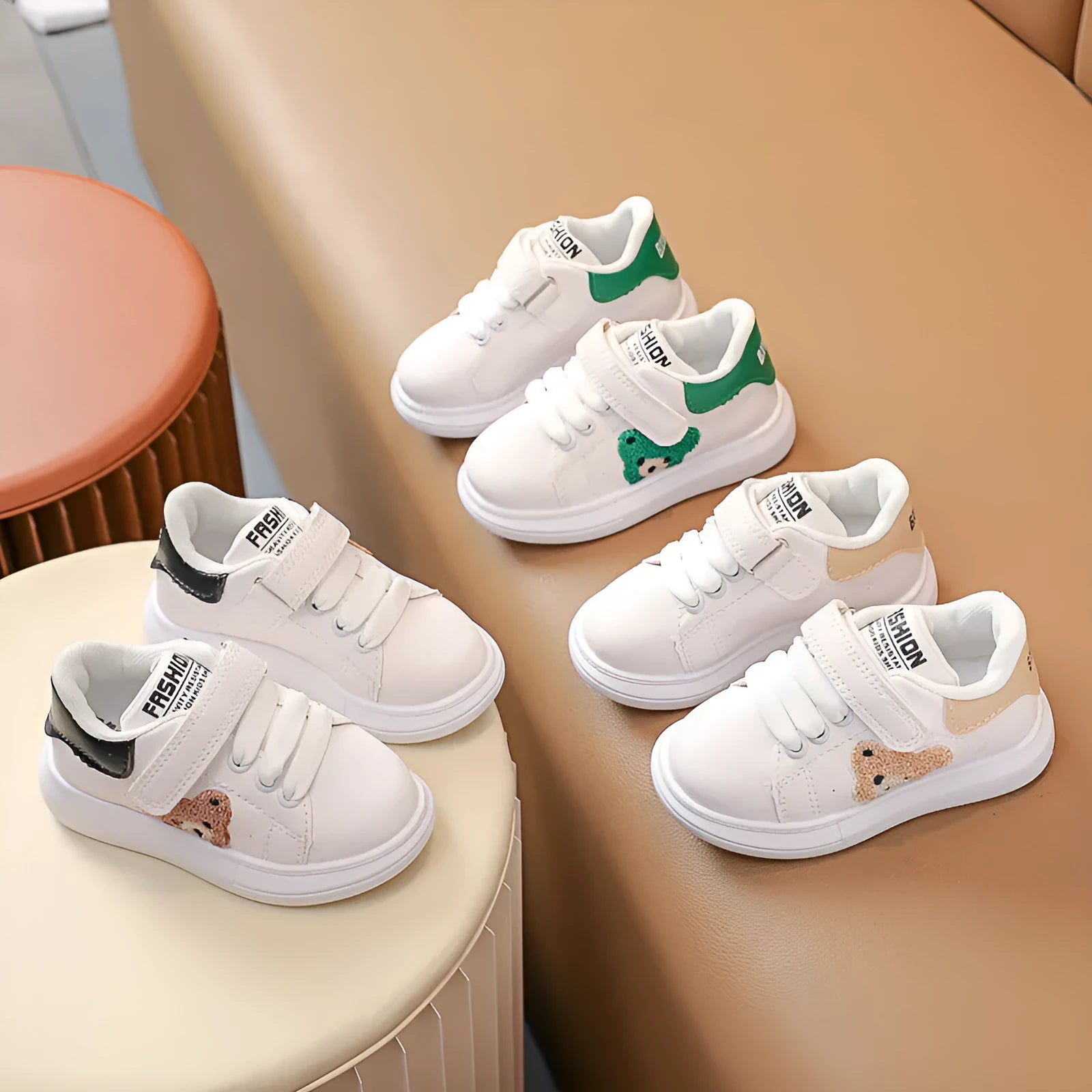 Baby Bear cartoon design children's sports shoes in artificial leather with rubber sole