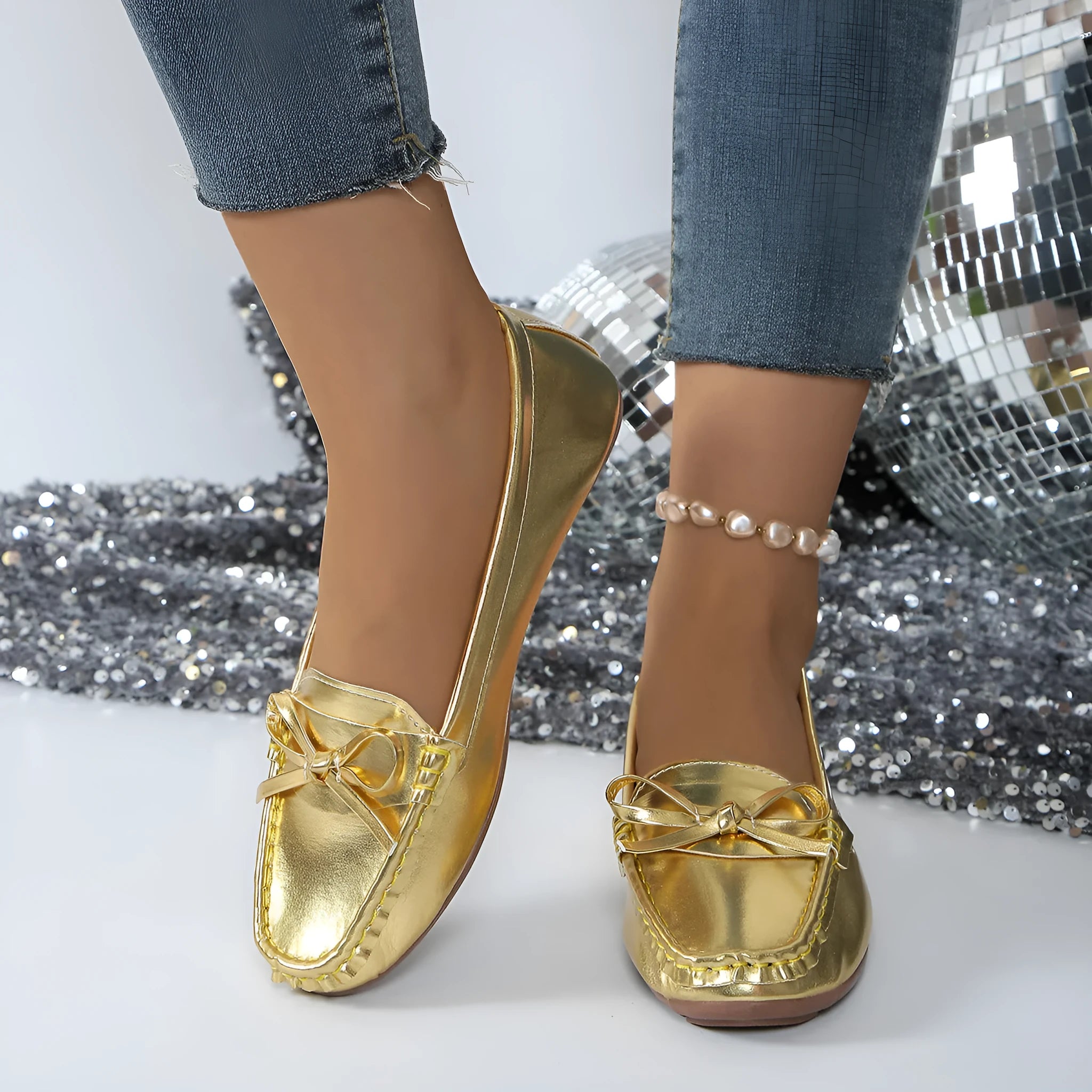 Casual bowknot flat shoes women soft-soled loafers slip-on round toe patent leather black