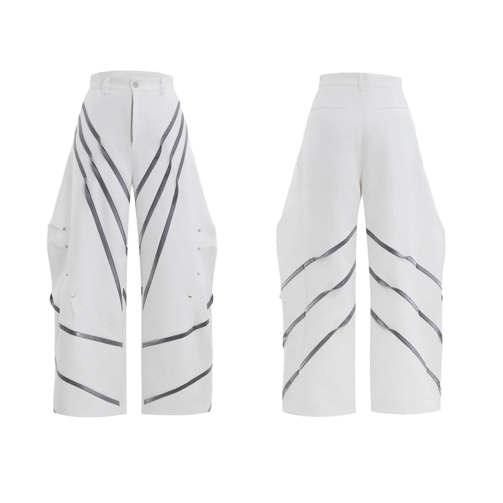 Men's black trousers with metal striped rivet pleats and three-dimensional cutting.