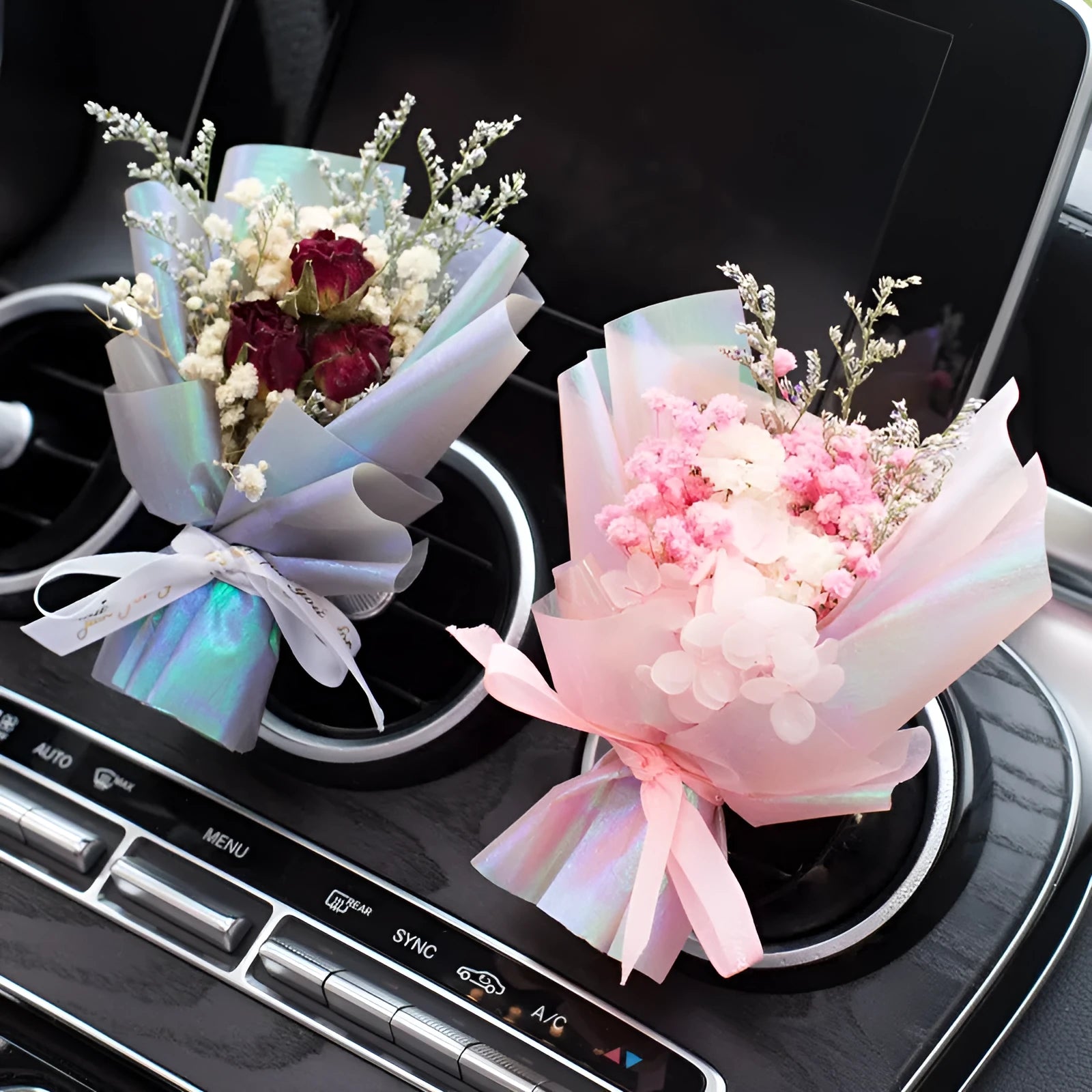 Handmade dried flower ornament for car air vent with replaceable fragrance pads