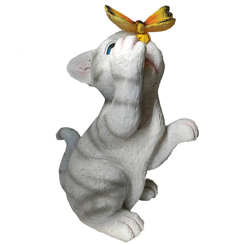 Resin cat solar sculpture ornaments for garden decoration, solar-powered for nighttime light